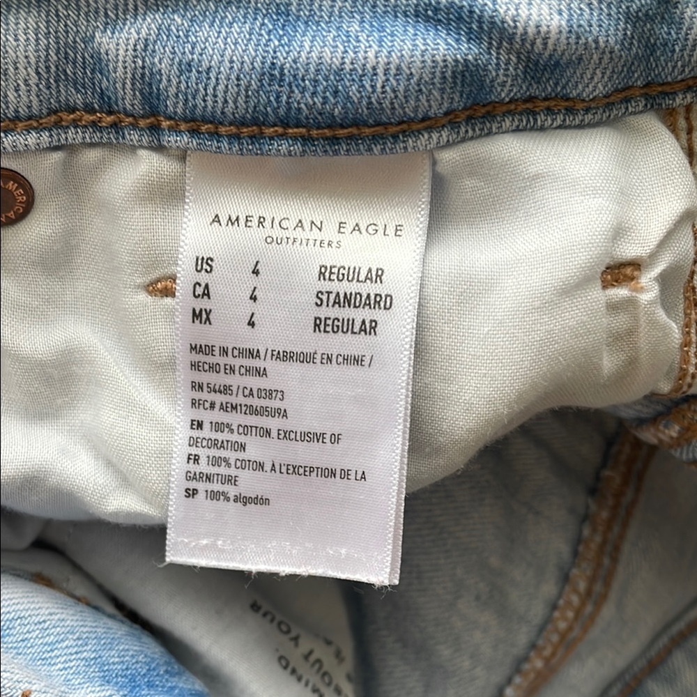 American Eagle Light Blue Denim Jeans